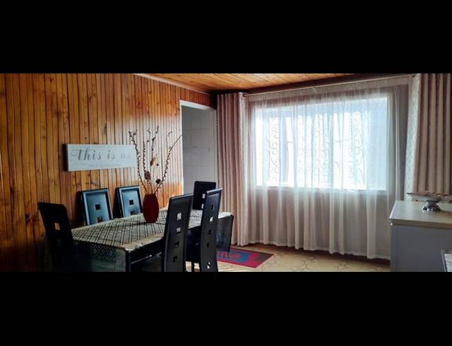 6 BEDROOM HOUSE FOR SALE IN SHALLCROSS